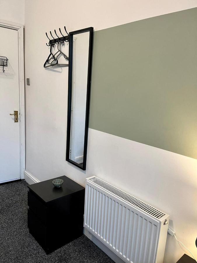 Newcastle'S Most Central Apartment - Sleeps 10 Exteriör bild